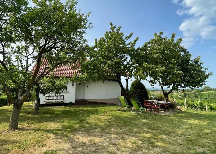 別荘 Cosy Country Home, レンダヴァ