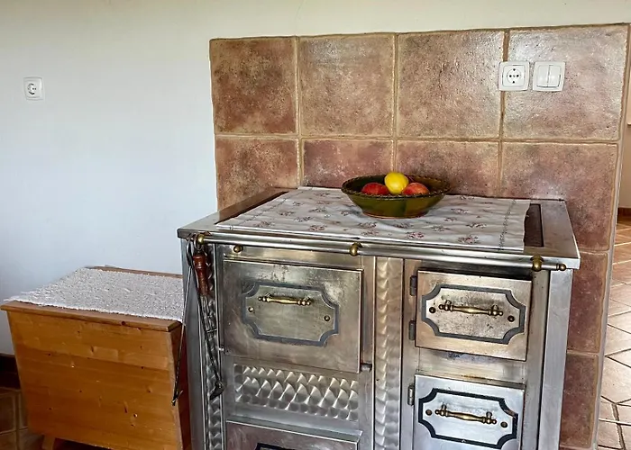 別荘 Cosy Country Home, レンダヴァ